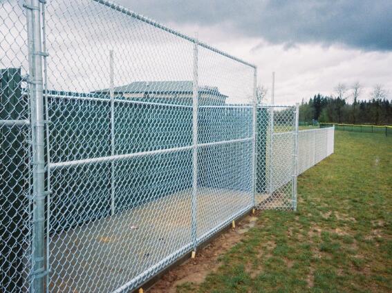 How To Install Chain Link Fence The Easy Way