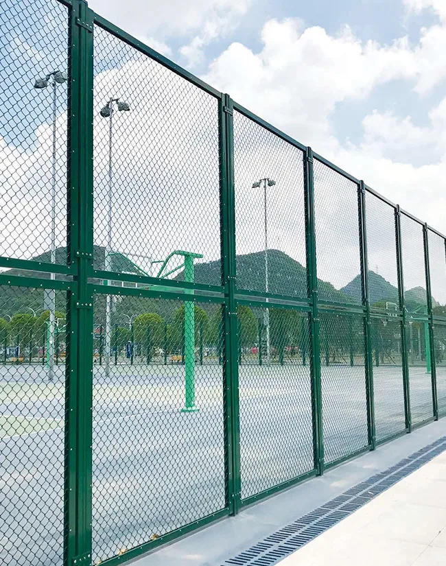 Projeto de vedação de arame para campo desportivo